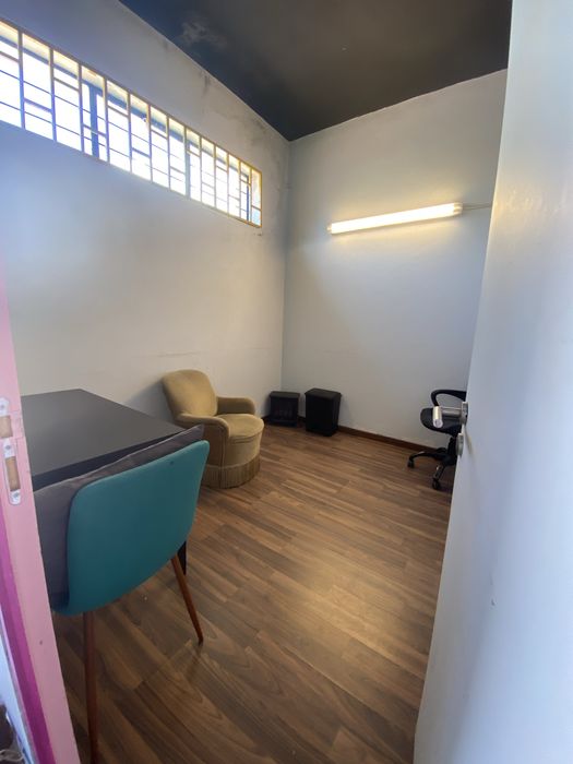 Espaço para Tatuador, Nail Designer ou Profissional de Estética – Dentro de Barbearia