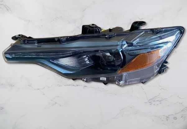 Lampa Reflektor USA Maserati  Levante 2017-21 Kazda Wersja GWARANCJA