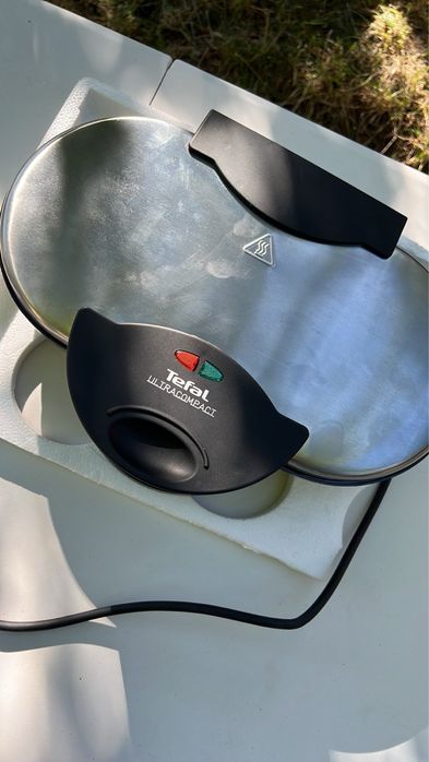 Вафельниця tefal