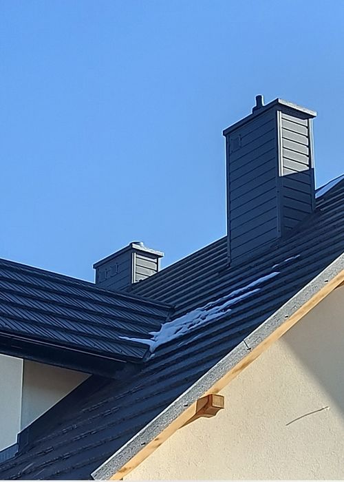 Obróbka kominów blachą – estetycznie i na lata!