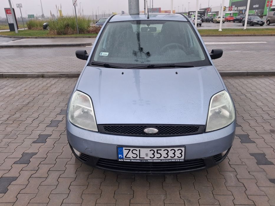 Forda Fiesta 1.4 benzyn  75 km 2005  rok
