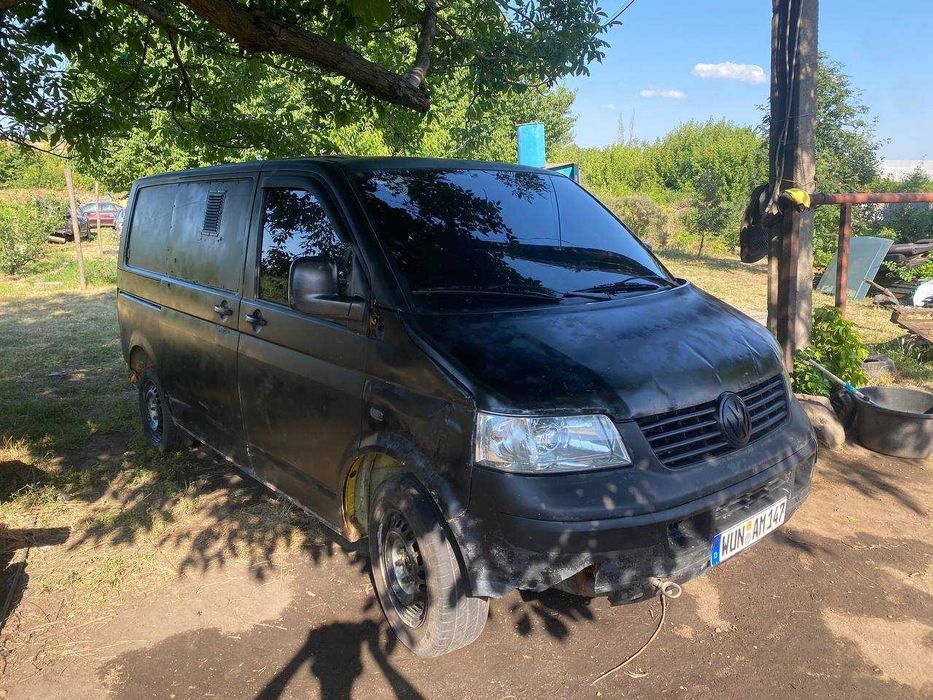 Продаю Volkswagen Transporter T5 2005 1.9 TDI МКПП