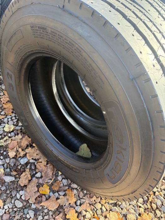 Nowe opony prowadzące Nokian 235/75r17.5 235/75-17.5