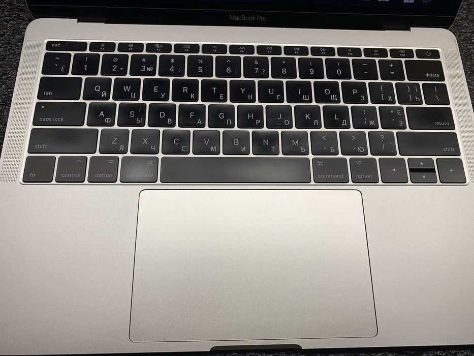 Ноутбук macbook pro A1708