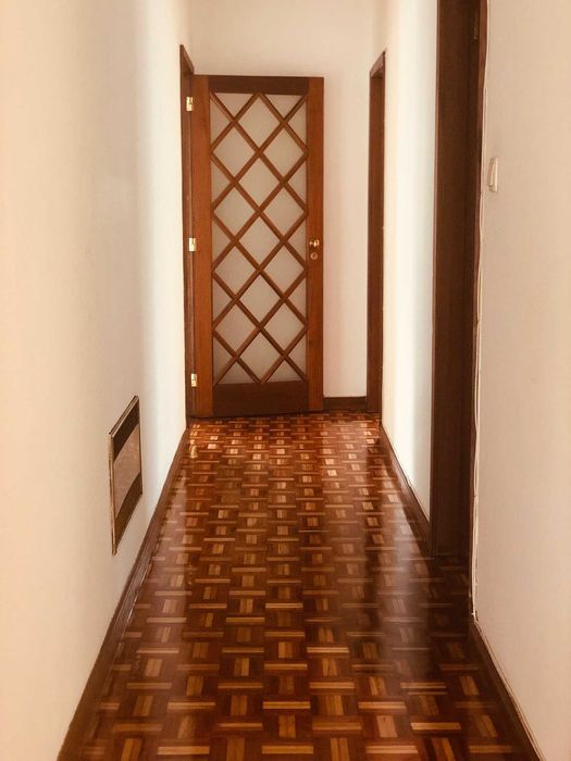 Arrenda-se apartamento T3 (Av. Da Boavista)