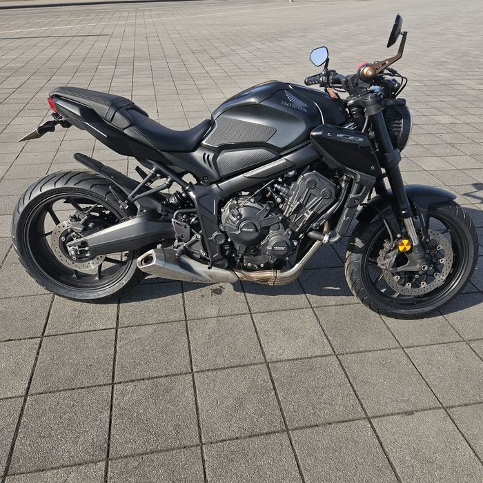 Honda cb650r black edition