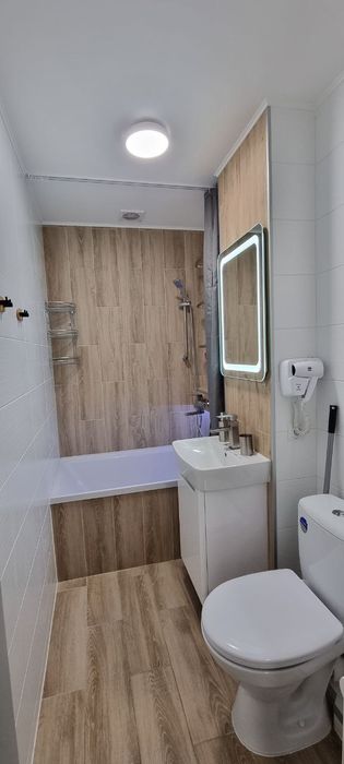 Квартира 1к центр 5хв до Старого міста подобово оренда житло посуточно