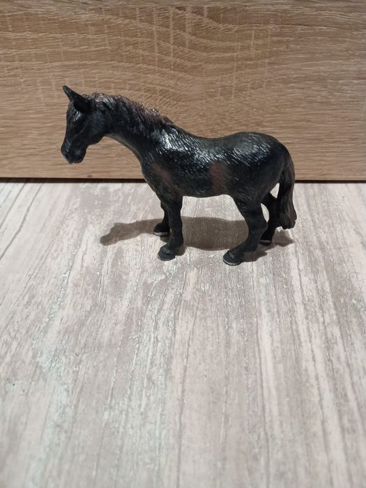 Figurka Schleich koń