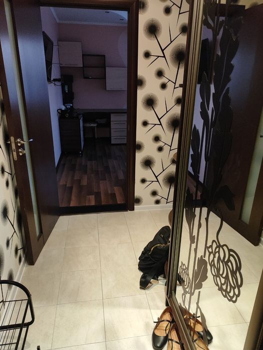 Аренда 1к район Центральный пар 42м газ  інвертор