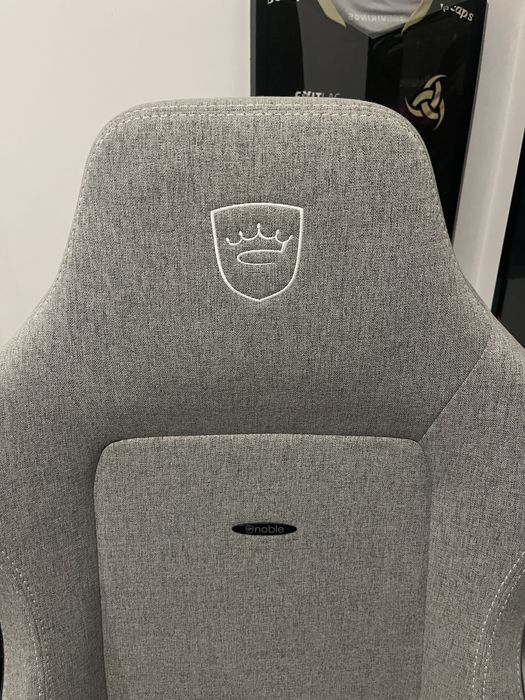 Cadeira Noblechairs HERO TX