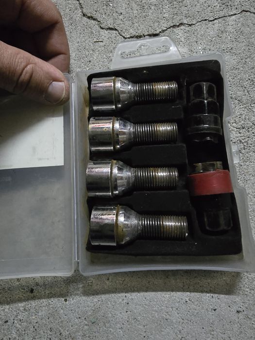 Parafusos anti roubo butzi 5x112