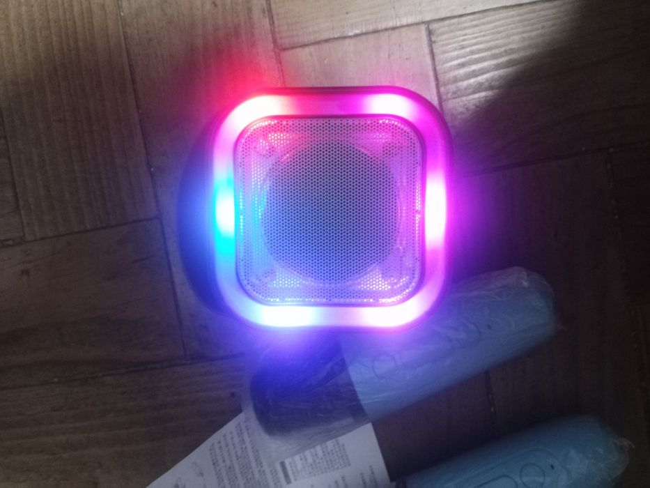 Coluna com microfones