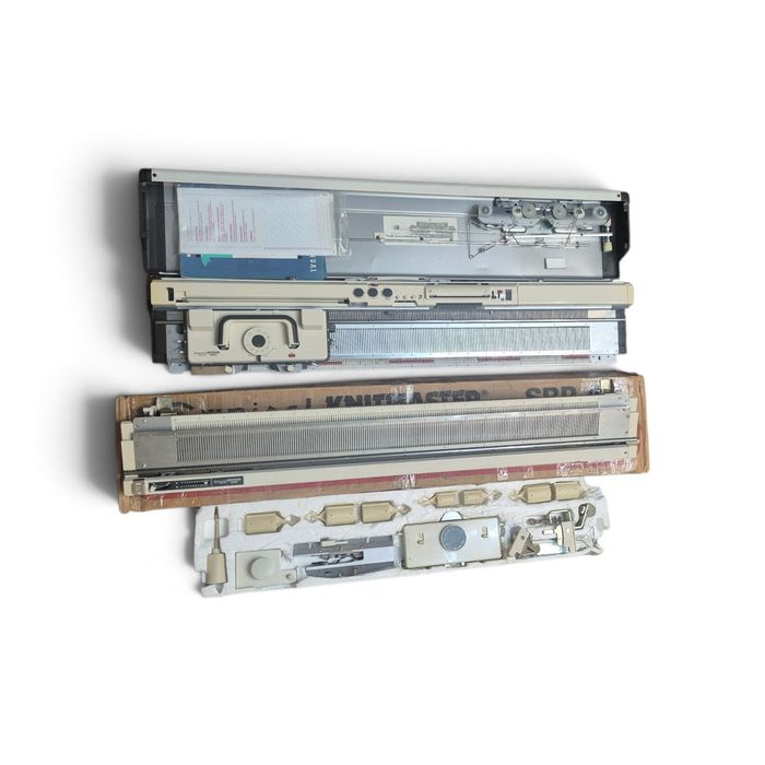 Вязальна машина SilverReed SK700/SRP60