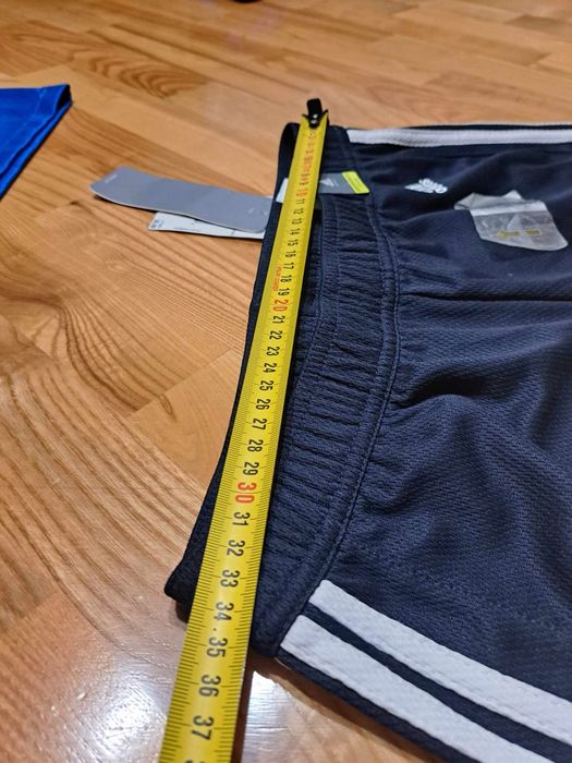 Adidas. Nowe. Szorty adidas TIRO Spodenki treningowe S 36