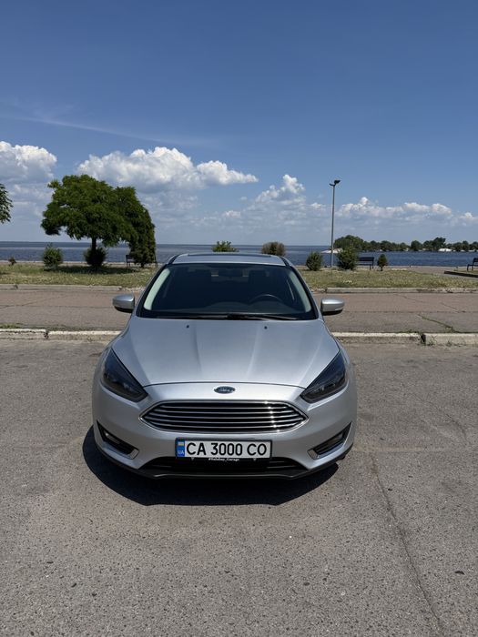 Ford Focus 2018 VIN 1FADP3J2XJL279655 фото оголошення 4 з 12