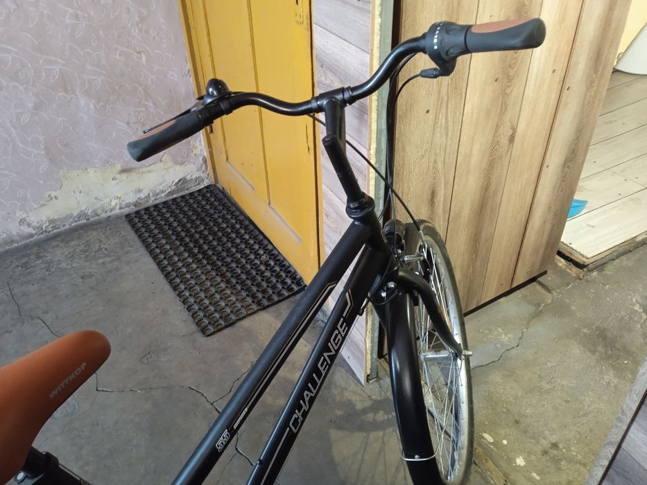 Rower miejski czarny