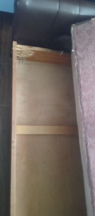 Продам диван  бу