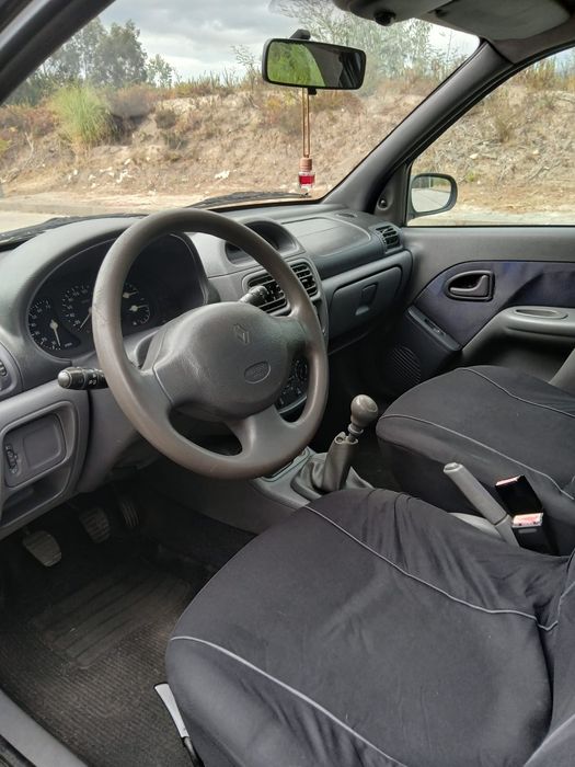 Renault Clio - 1100 Gasolina