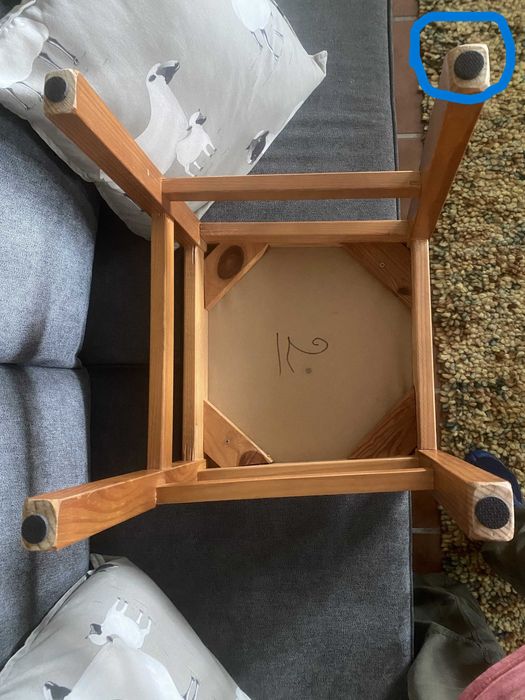 Cadeiras de sala de jantar em madeira maciça