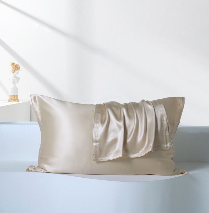 Подарочный набор из 100% натурального шелка цвета шампань