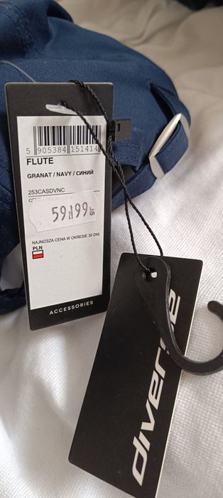 Czapka z daszkiem nowa diverse metki