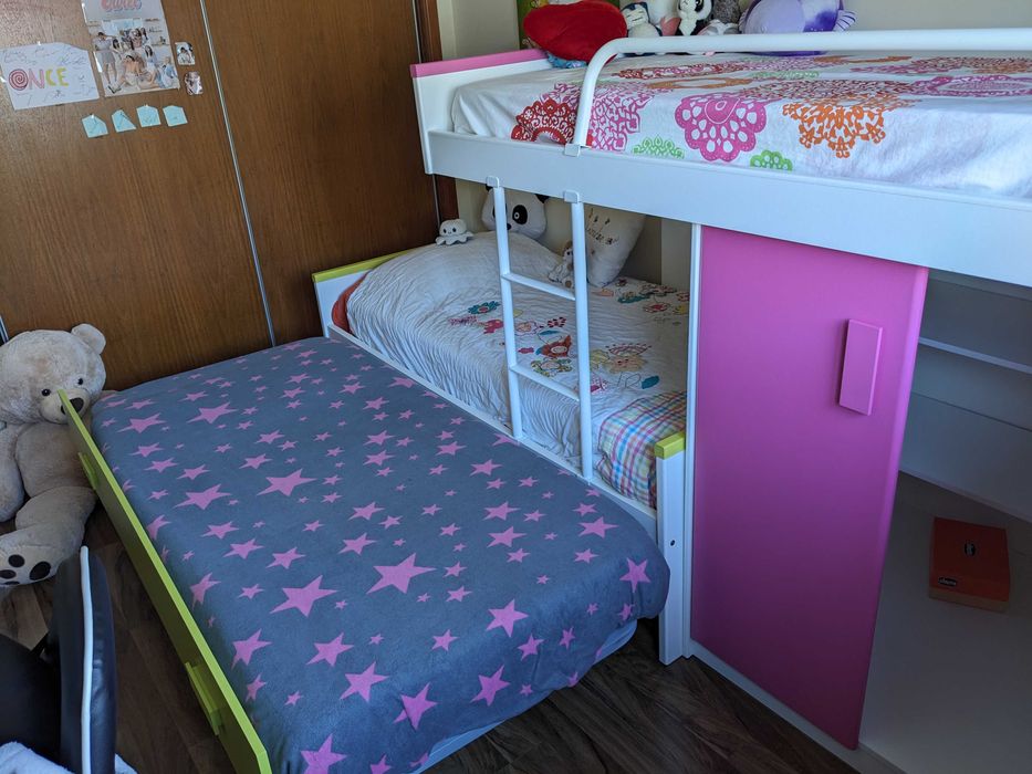 Quarto criança juvenil