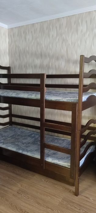 Двоярусне ліжко для дітей