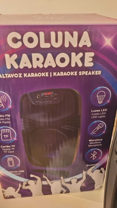 Karaoke novo com microfone
