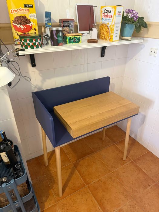 Secretária/Mesa com gaveta