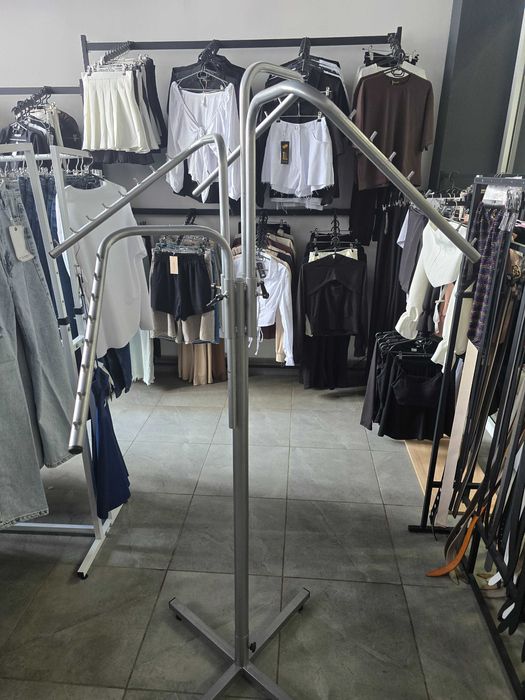 Стійка краб для магазину