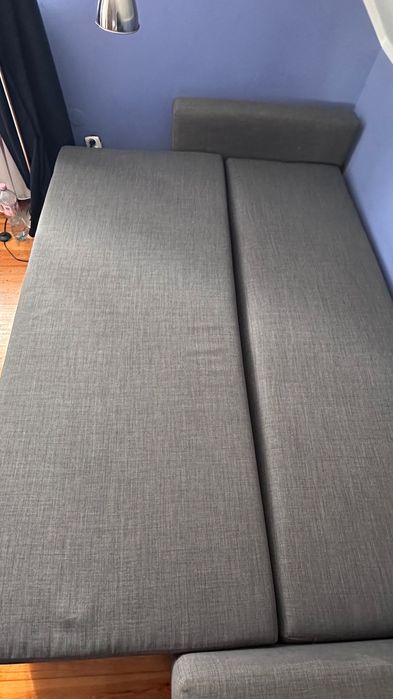 Szara rozkładana kanapa z IKEAA