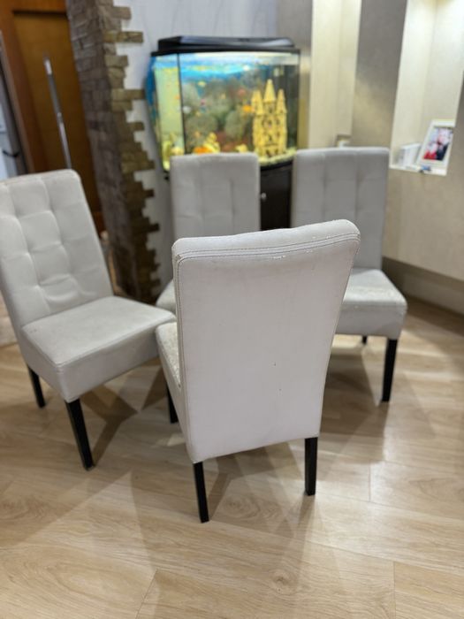 Кухонні стільці