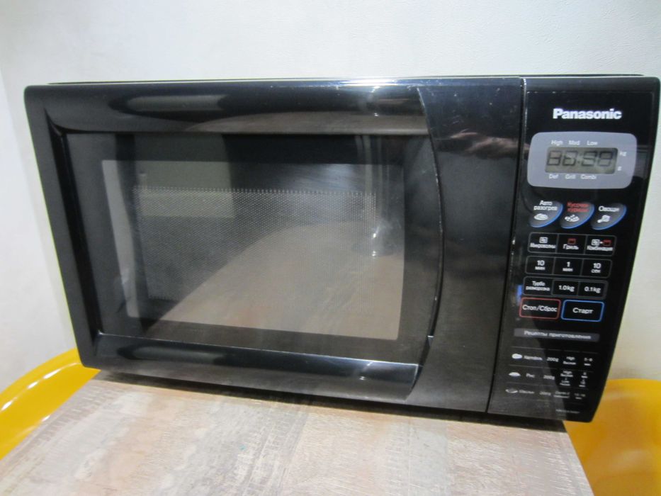 Микроволновая печь,микроволновка Panasonic NN-GX36BF(тактовые кнопки)