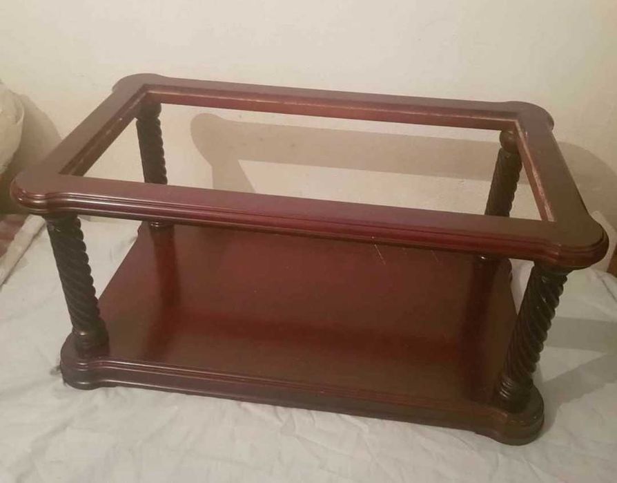 Mesa Antiga de Centro falta a Pedra Mármore