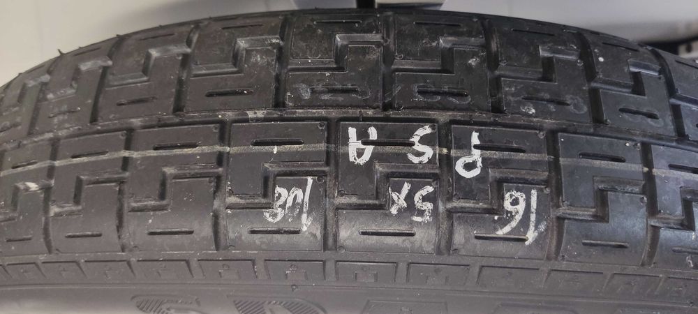 Pneu sobresselente NOVO T 125/85 R16