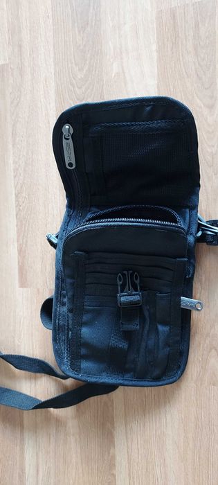 Vende bolsa tira colo Beppi