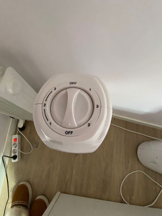 Coluna de ar KUNFT KTF 2378 (3 velocidades - 45 W), como novo
