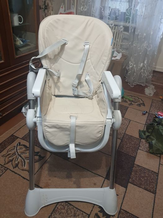 стільчик для годування bambi