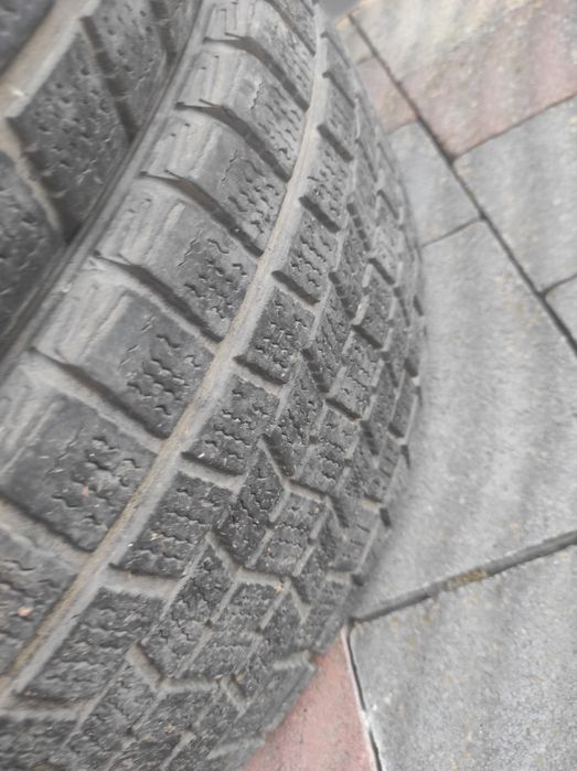 Шини Falken зимові 215 65 r16