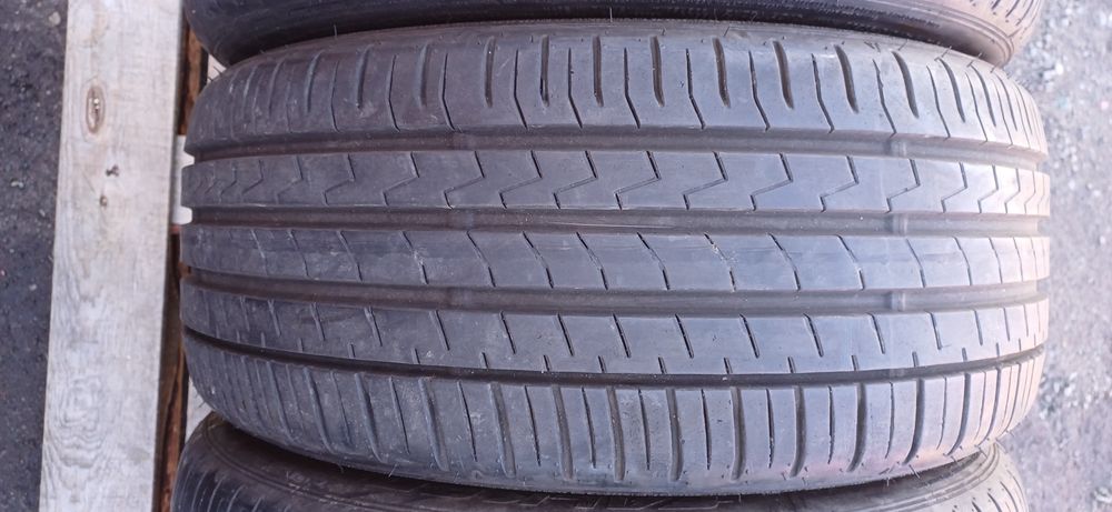 215/40R17 87W FALKEN , komplet opon letnich.
