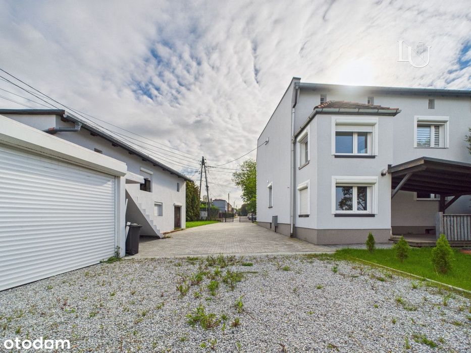 BLACK FRIDAY - MY TEŻ TNIEMY CENĘ Duży dom z garażem i ładną działką