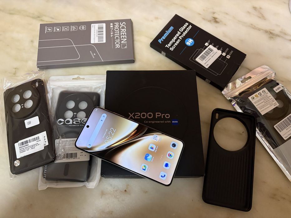 Vivo X200 Pro 512gb / 16gb ram + extras