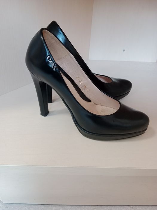 Szpileczki czarne rozmiar 35/36