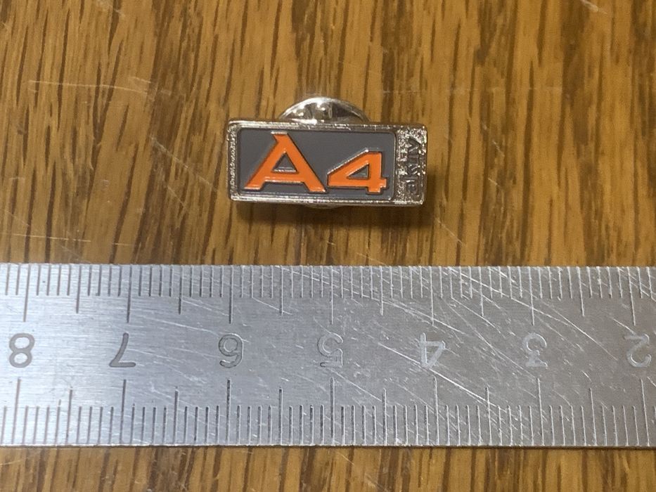 Значок AUDI A4 aktiv