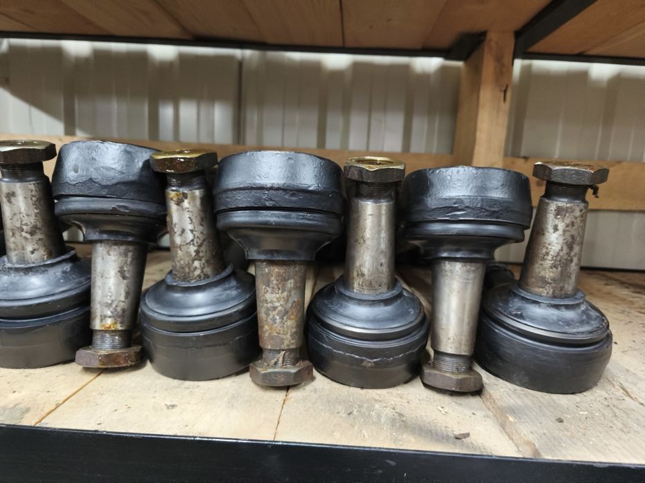 ЗИЛ 131 Реактивні тяги