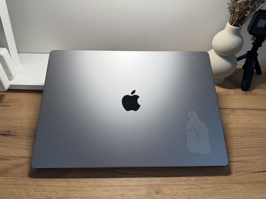 MacBook Pro 16 2021 M1 Pro 32 GB RAM 512GB SSD Gray