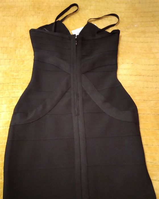 Sukienka bandażowa czarna s