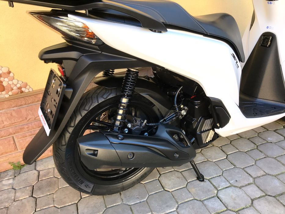 Honda sh  офіційна з документами  сш 150 sh 300