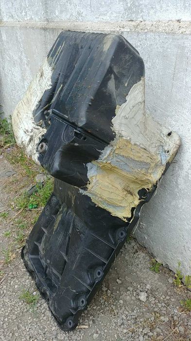 Продам поддон на Mercedes Vario 614 4.3 tdi