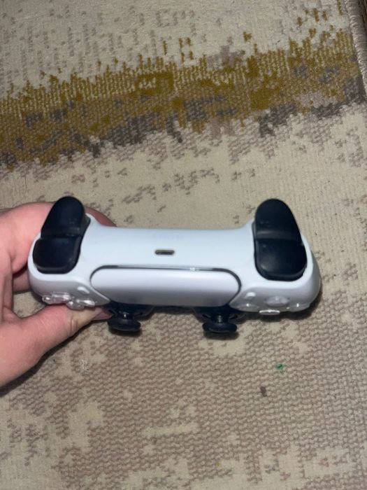 Playstation 5 з дисководом і підпискою до квітня